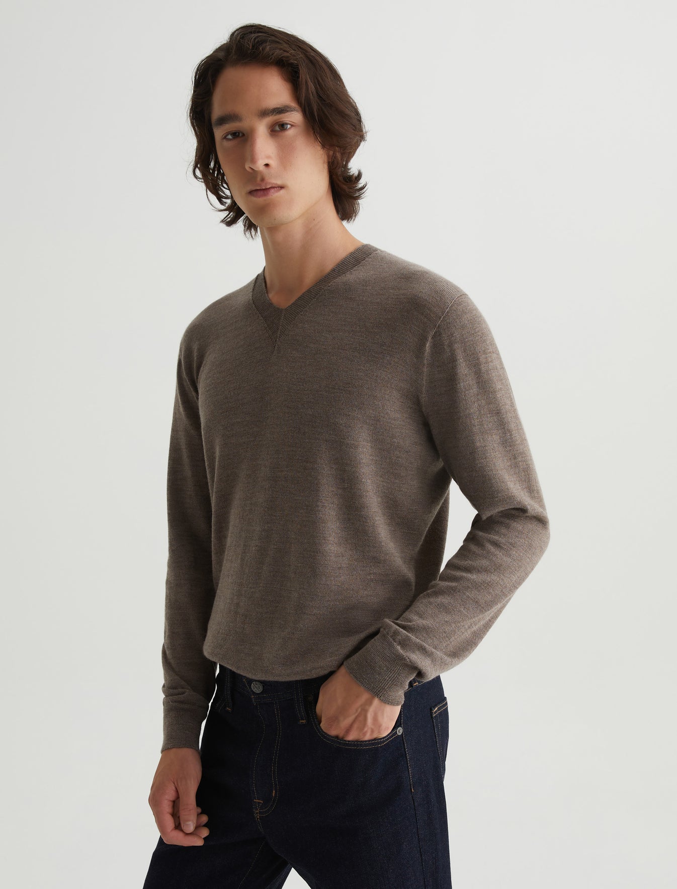Beck Vee|Classic Long Sleeve Vee Neck Sweater